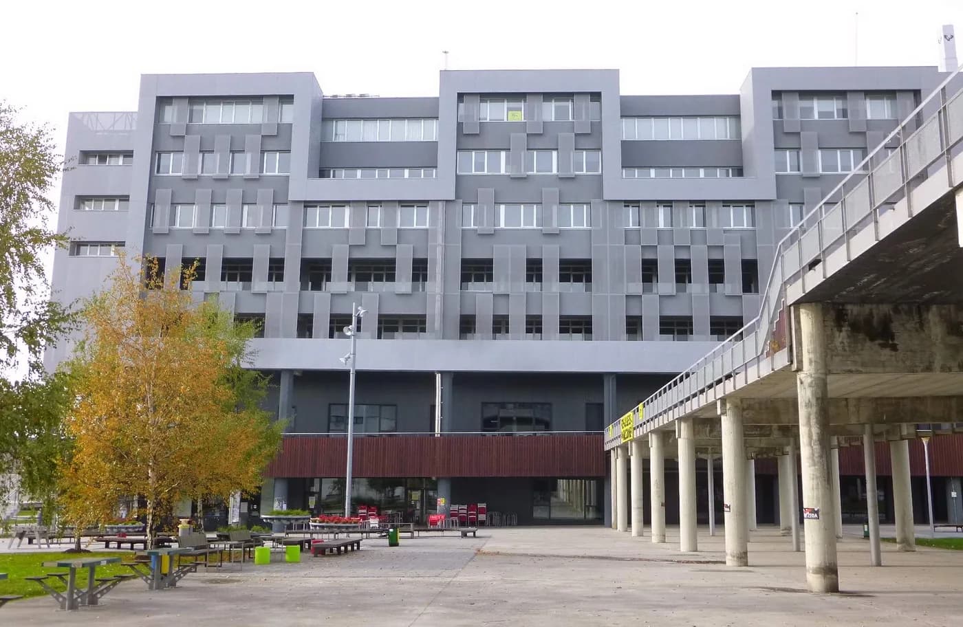 Biblioteca Central del campus de Bizkaia de la UPV/EHU, en Leioa